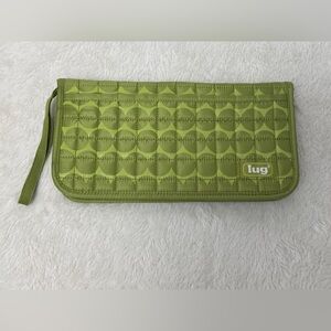 LUG - TANGO TRAVEL WALLET in Avacado Green Dot. Full zip closure.